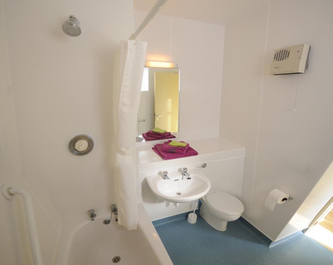 Corrib Village Rooms University Of Galway Exterior foto