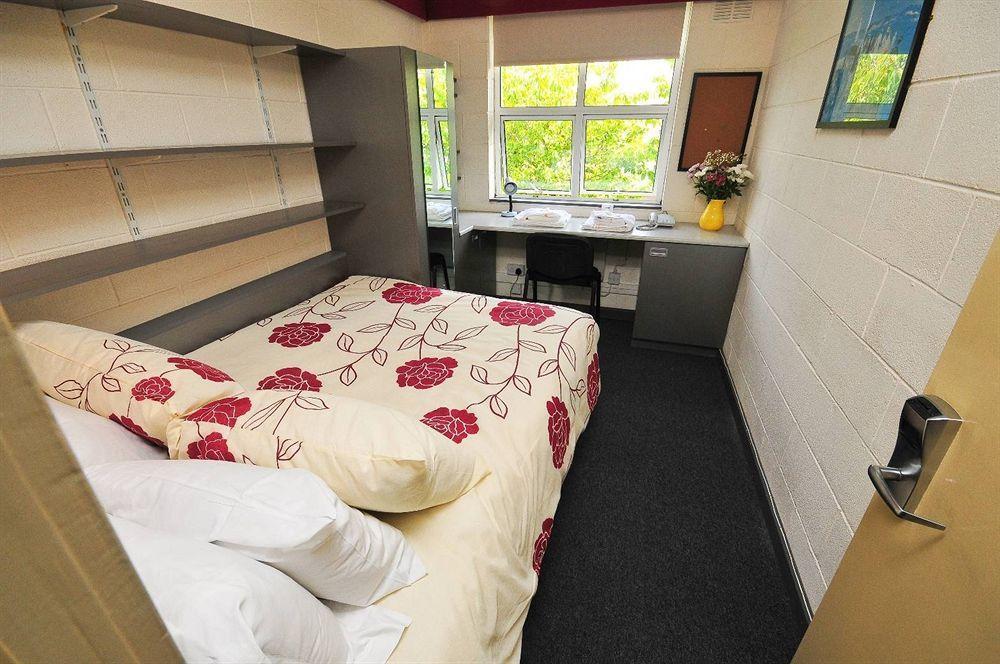 Corrib Village Rooms University Of Galway Exterior foto