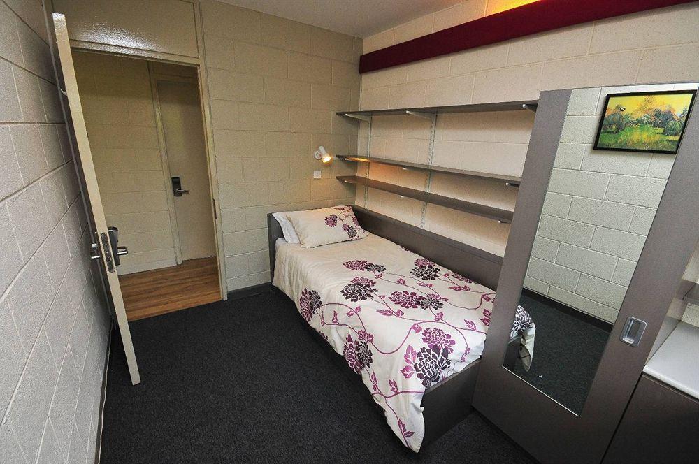 Corrib Village Rooms University Of Galway Exterior foto