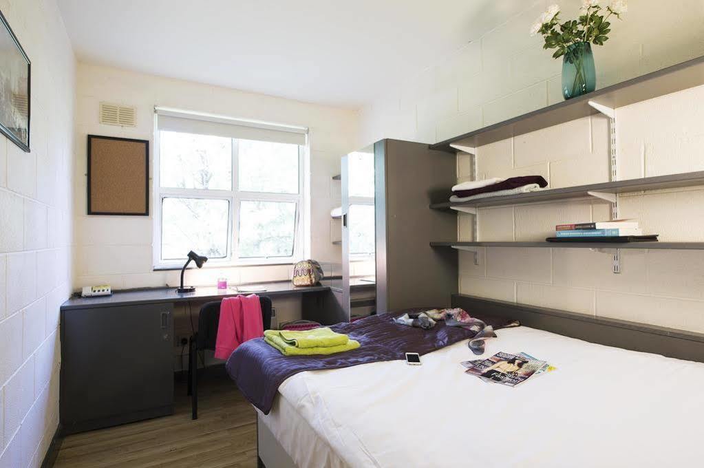 Corrib Village Rooms University Of Galway Exterior foto